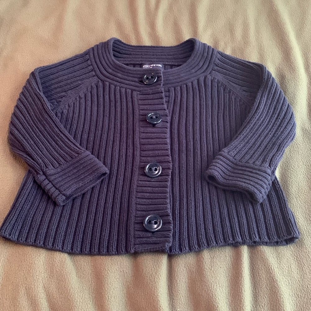 Jones New York Signature navy sweater. 3/4 length sleeves. Size medium